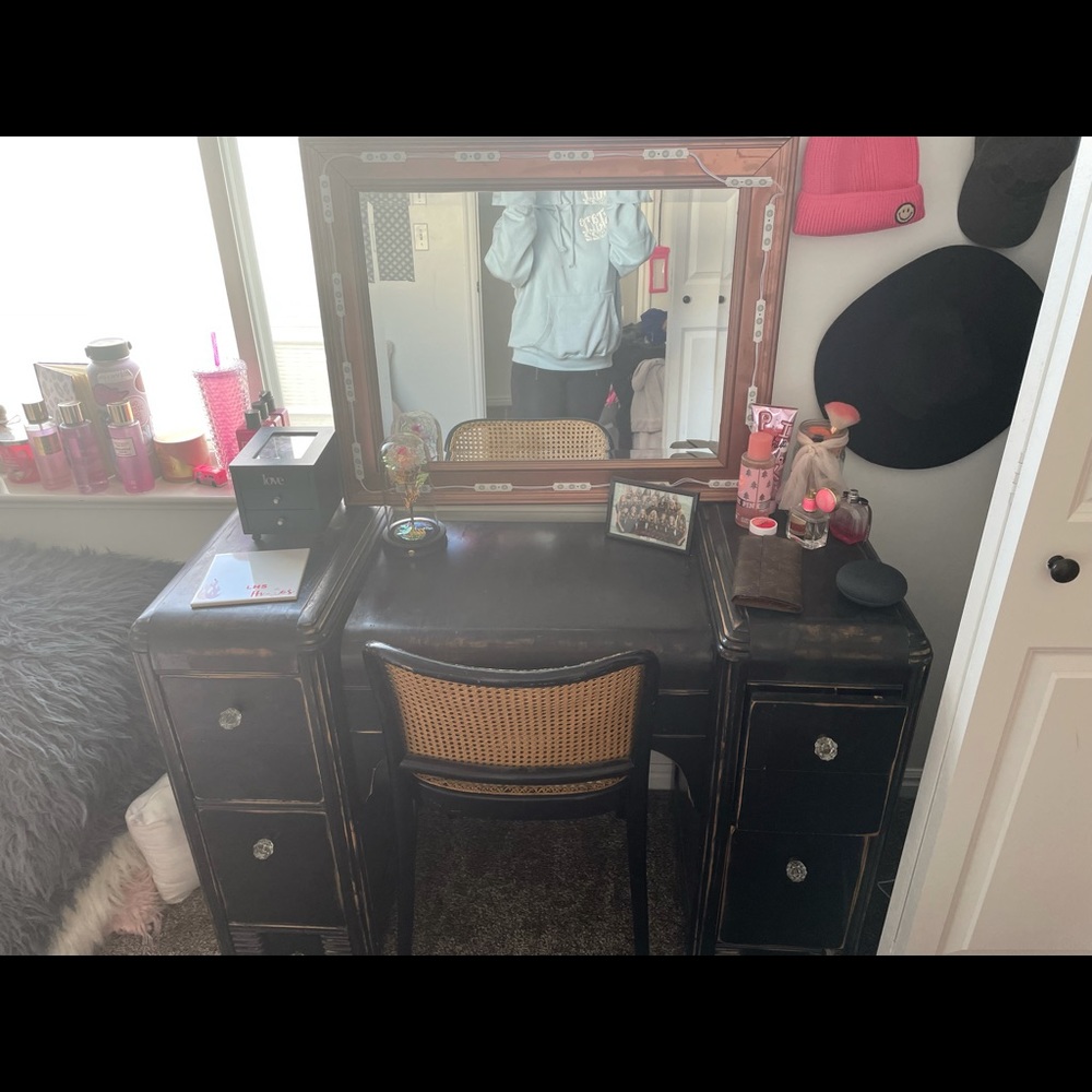 Vanity vintage!! if you live in utah! i will send it!